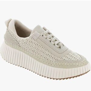 Dolce Vita Dolen Sneaker in White (9.5)